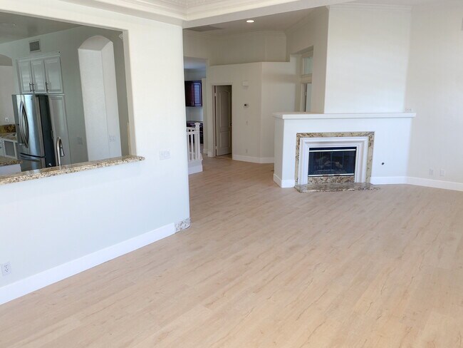 Foto del edificio - 3116 Promenade