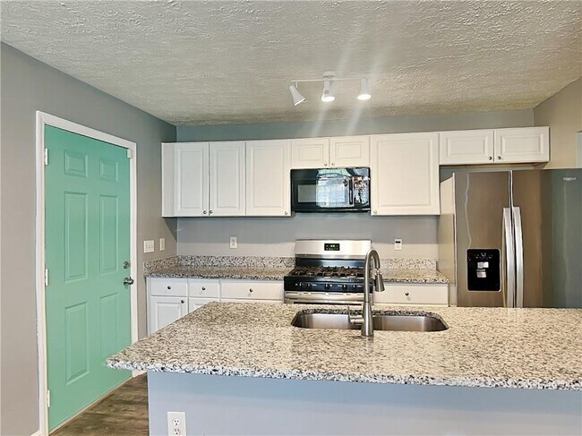 Foto del edificio - 249 Chappell Rd NW