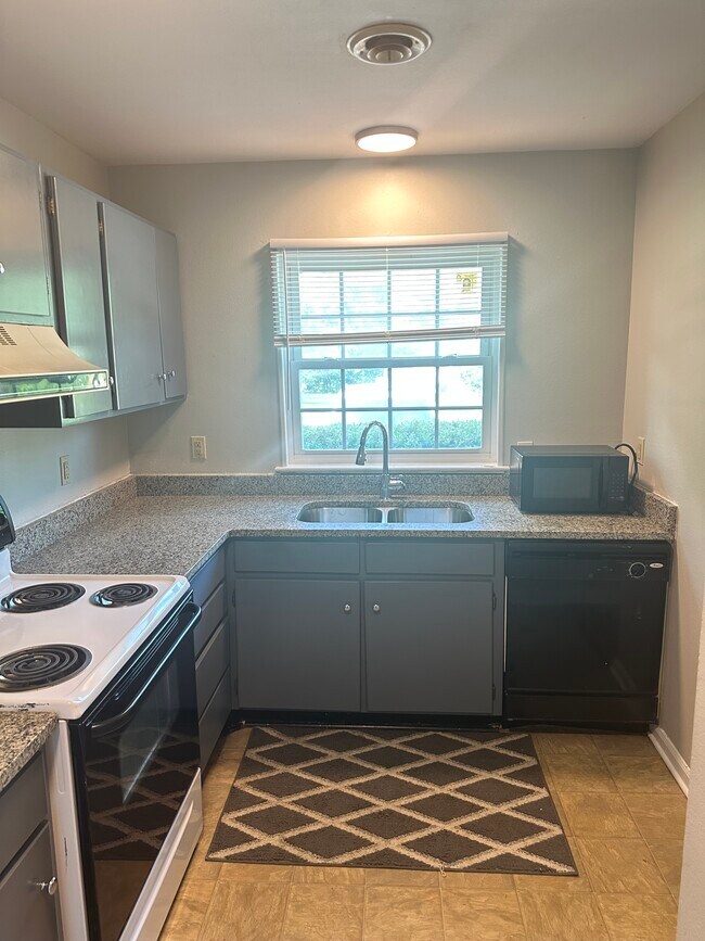 Foto del edificio - 430 Grove St