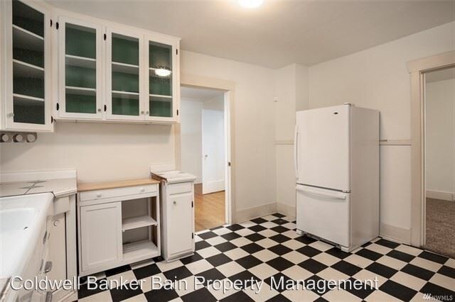 Foto del edificio - 6 br, 3 bath House - 5026 - 7th Avenue N.E.