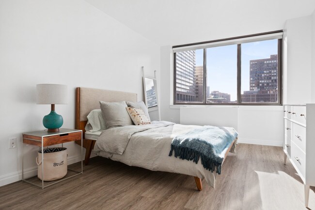 Foto del edificio - 377 E 33rd St