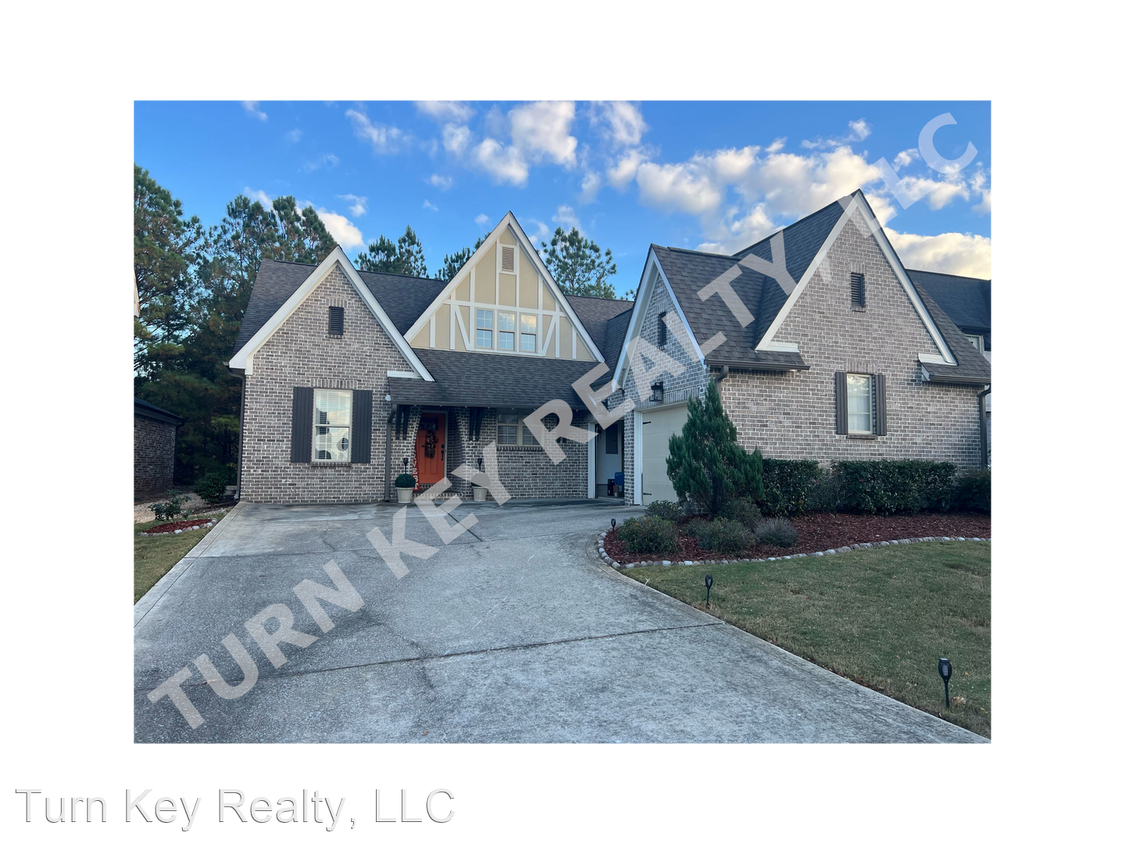 3 br, 2 bath House 5227 Park Side Circle House Rental in Hoover, AL