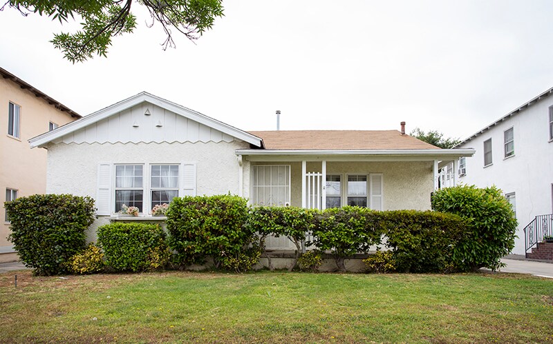 Primary Photo - 217 S Olive Ave