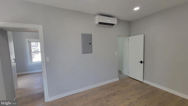 Foto del edificio - 4663 Umbria St