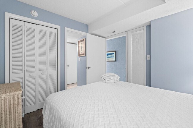 Foto del edificio - 222 Carolina Beach Ave N