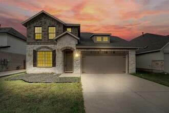 Building Photo - 6709 Golden Bough Ln