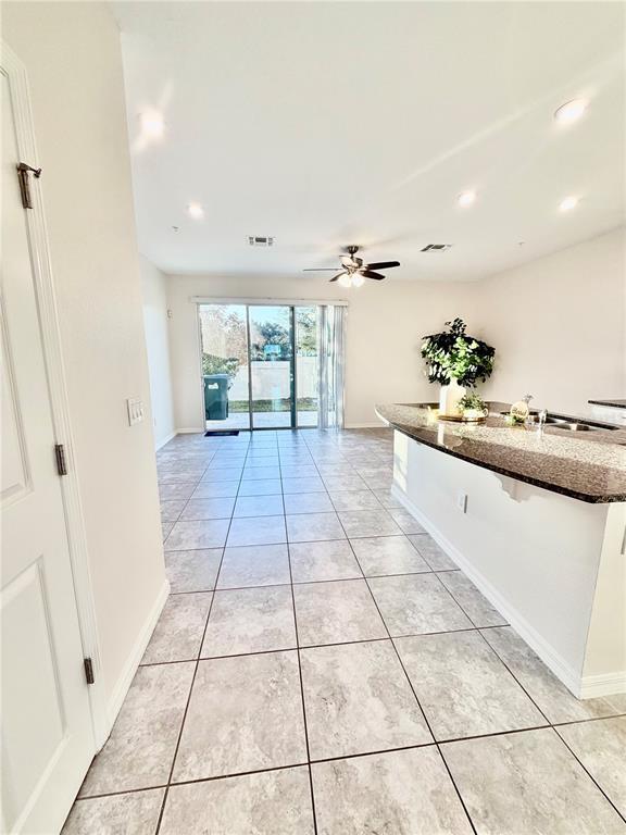 Foto del edificio - 10560 Salt Grove St