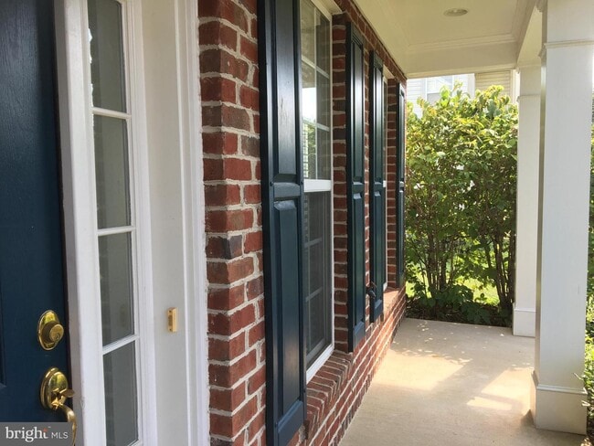 Building Photo - 12308 Tanalian Falls Ln