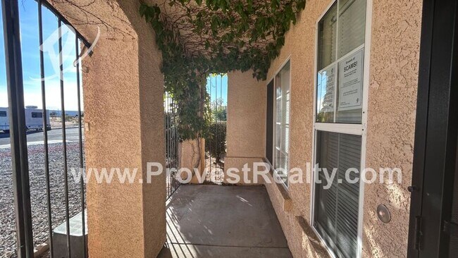 Building Photo - 16400 Nuevo Rd