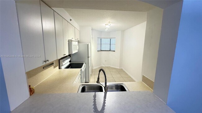 Building Photo - 22731 SW 88th Pl