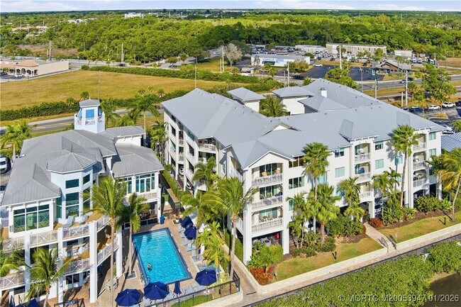 Foto del edificio - 975 NW Flagler Ave