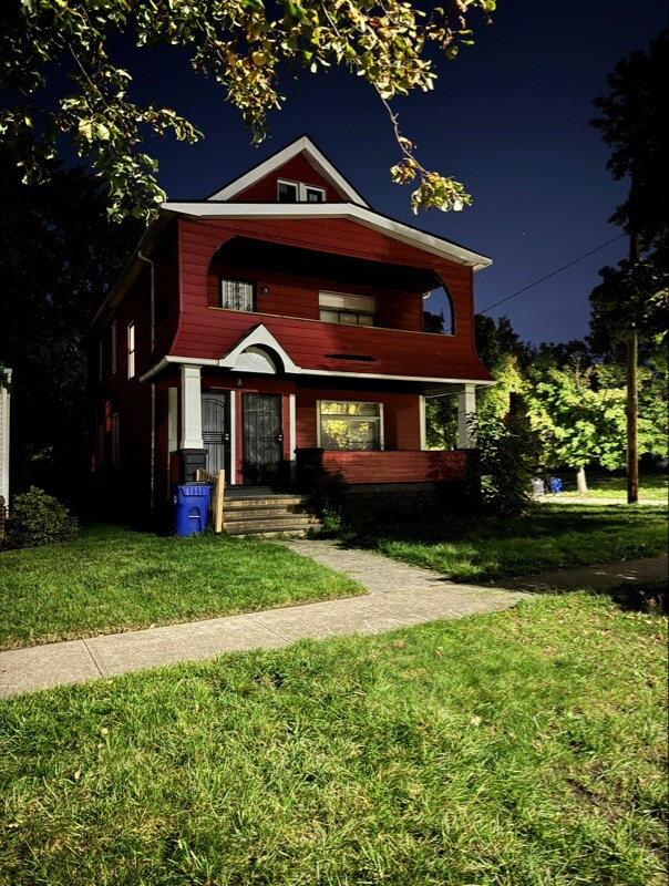 Foto del edificio - 11117 Prince Ave