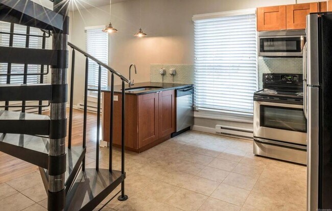 Foto del edificio - 4 Bed in Goss Grove! Available Now!