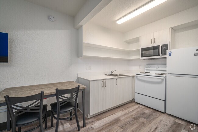 Estudio - 200SF - Cocina - Siegel Suites Houston