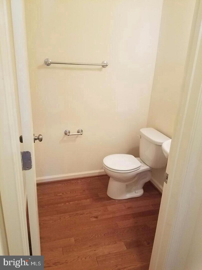 12715 Lotte Dr, Woodbridge, VA 22192 Townhouse for Rent in Woodbridge