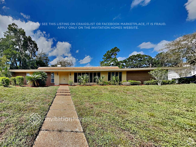 Building Photo - 8652 Villa San Jose Dr E
