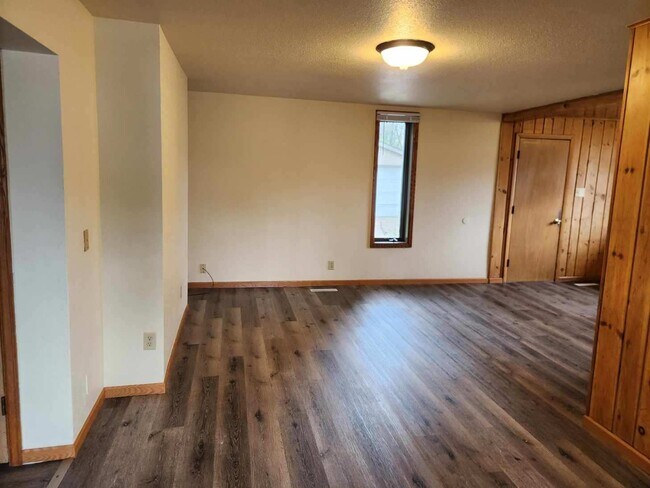 Foto del edificio - 2165 Prairie St