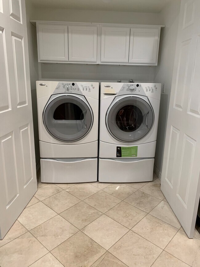 Foto del edificio - 30529 Canwood St