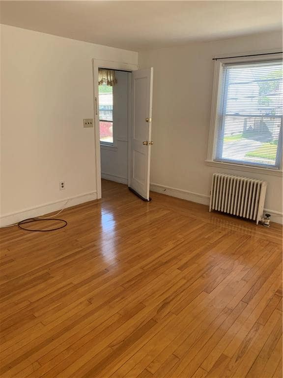 Building Photo - 184 Aqueduct Rd