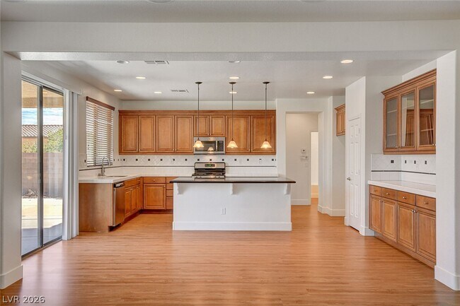Foto del edificio - 6820 Rolling Boulder St
