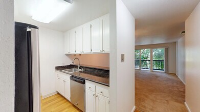 Building Photo - 214 Marin St