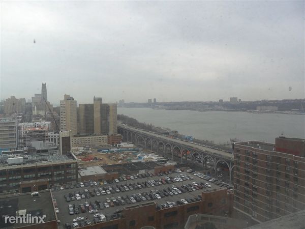 Fotografía del edificio - 3333 Broadway