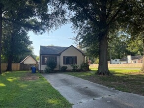 Building Photo - 5801 Pleasant Woods Ct