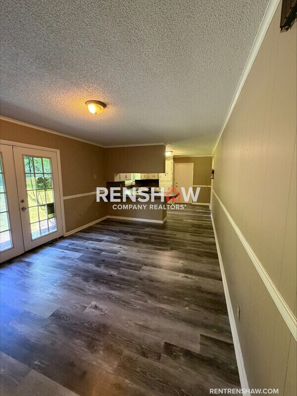 Foto del edificio - 16 Twin Oaks Pl