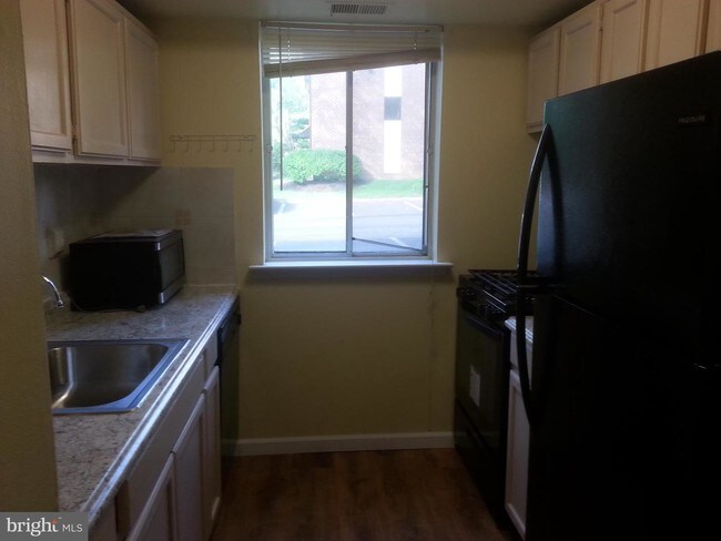 Foto del edificio - 9921 Bustleton Ave