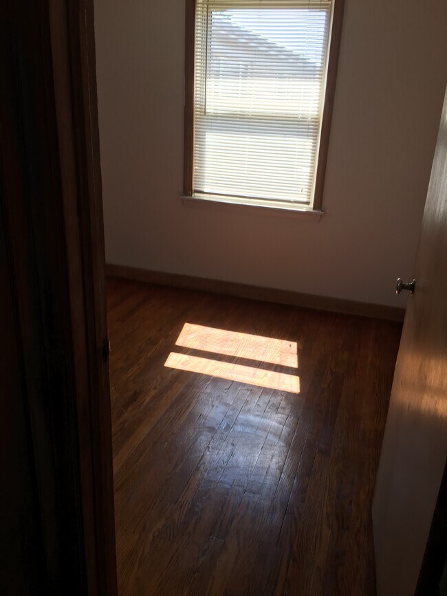 Building Photo - 2914 N 76th St