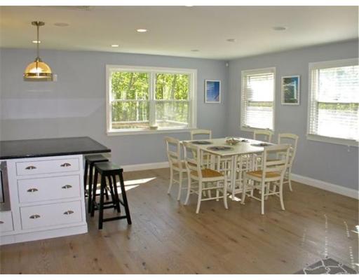 Building Photo - 72 Vineyard Meadows Farm Rd