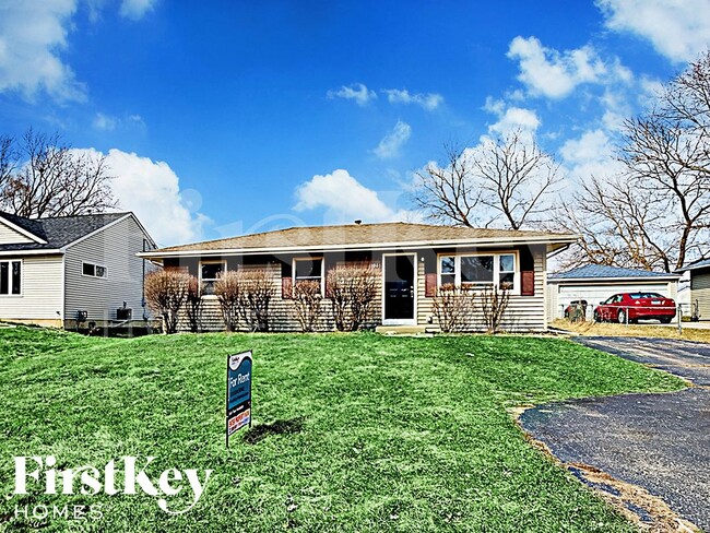 Building Photo - 8920 Woody Trail