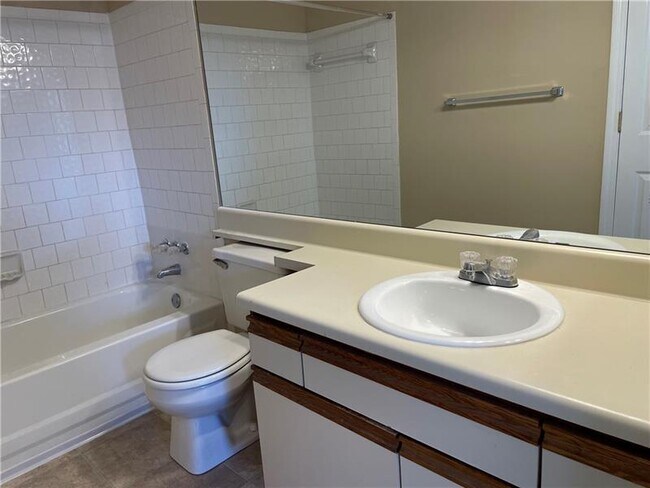 Foto del edificio - 2665 Windy Hill Pl SE