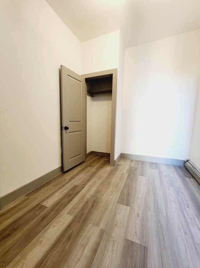 145 Wilkinson Ave Unit 2L - 144 Wilkinson Ave