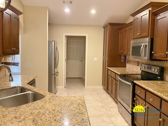 Foto del edificio - Stunning 4 Bedroom Home in Navarre