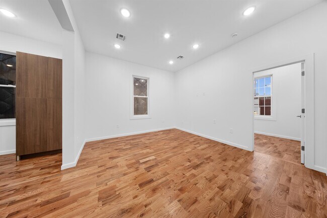 Foto del edificio - 1111 53rd St