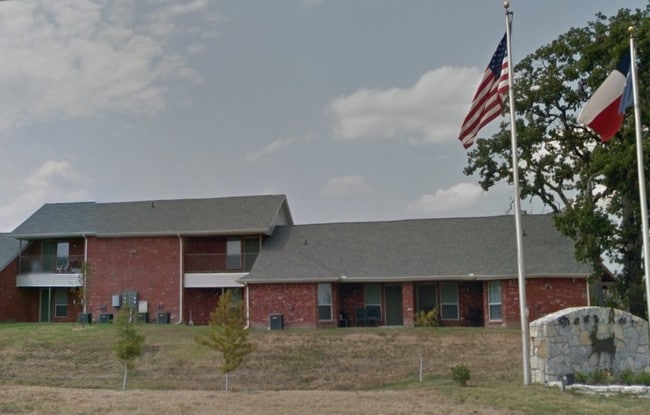 Building Photo - Deer Run Apartments