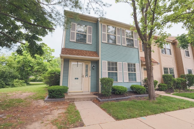 Photo - 124 Brent Ct Townhome