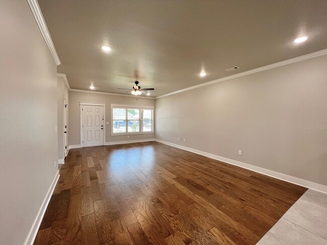 Foto del edificio - Bradford Duplexes