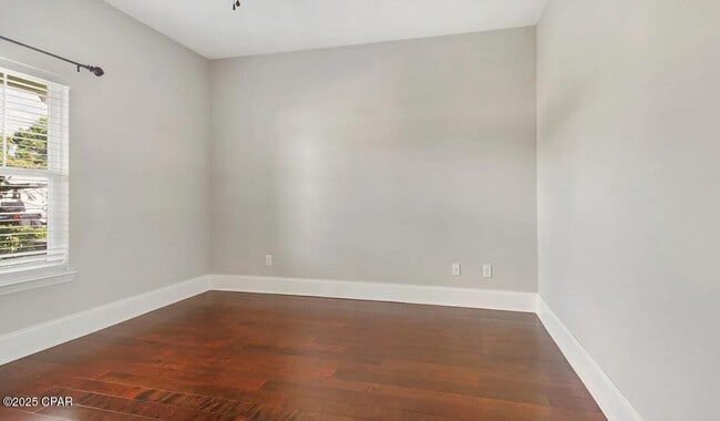 Building Photo - 102 Pura Vida Ct