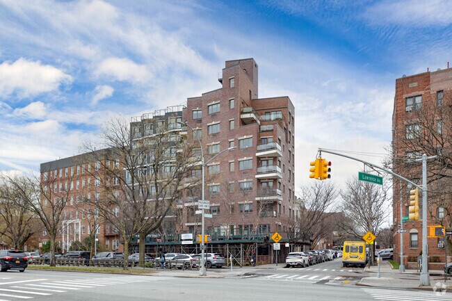 Building Photo - Parkville Promenade Condominiums
