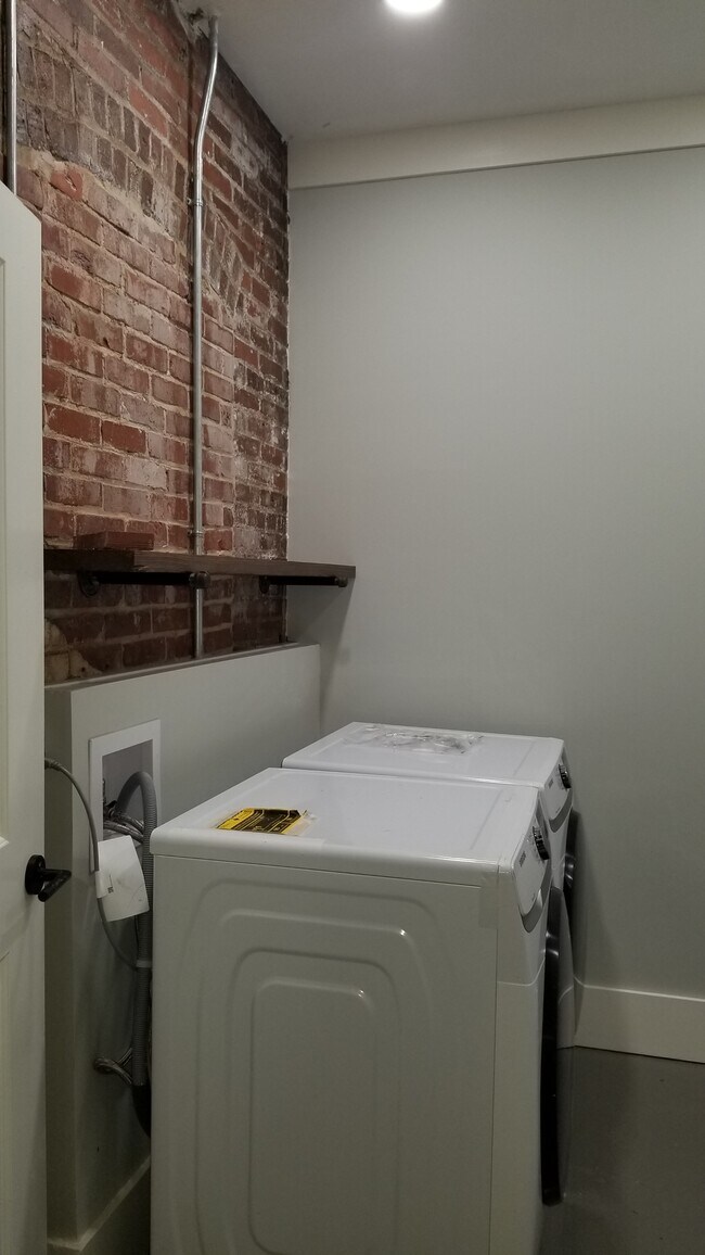 Foto del edificio - 503 Main St S