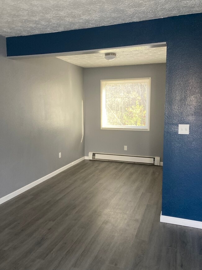 Photo - Peck Ave Apartment