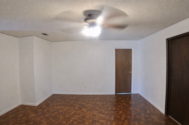 Building Photo - AVAILABLE SOON!