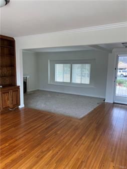 Foto del edificio - 22815 Elm Ave