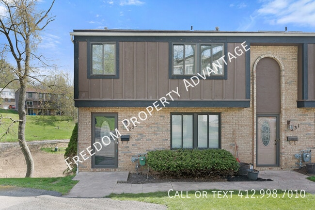 Building Photo - 230 Pheasant Cove - Canonsburg