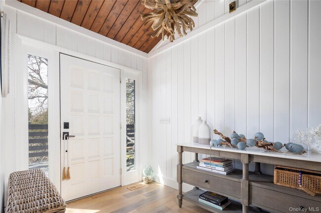 Foto del edificio - 10 Cedar Ave