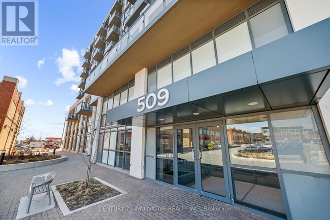 Building Photo - 509 Dundas St W