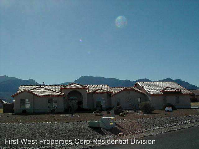 Building Photo - 2072 E Suma Dr