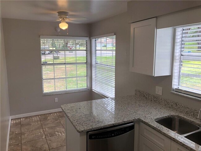 Building Photo - 7220 Nima Ct